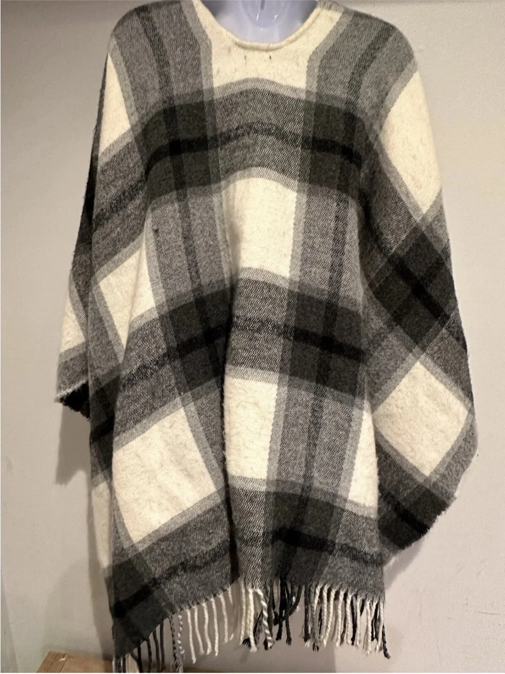 Cozy Black & Cream Plaid Fringe Poncho - Shawl cover up studio select